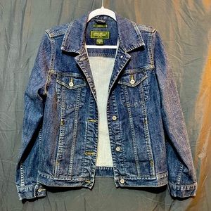 Eddie Bauer ladies’ Jean jacket. Size Medium Tall